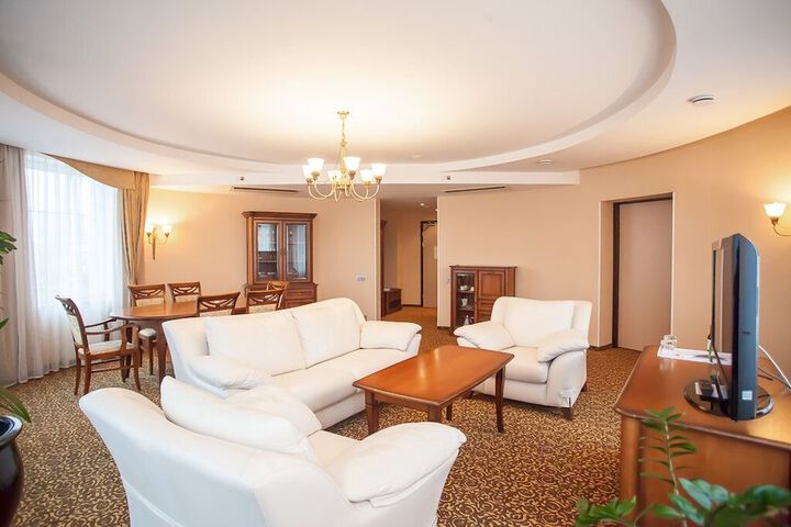Room 15 of 91