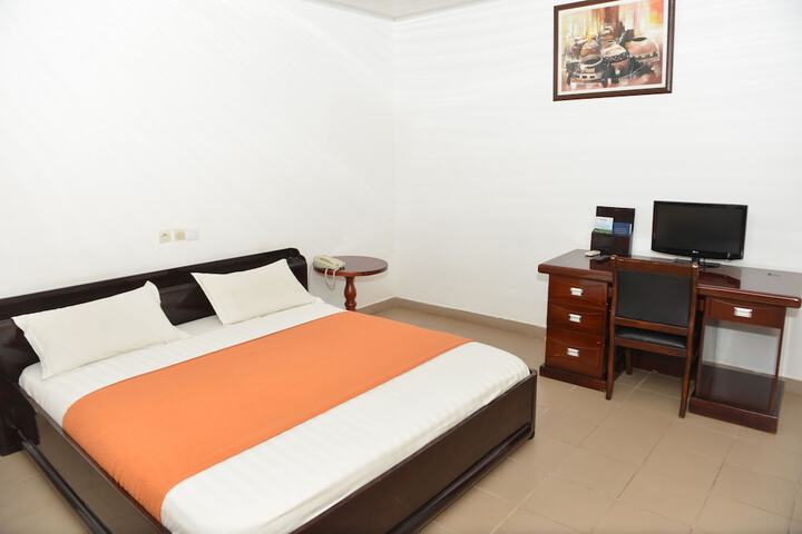 Room 7 of 31