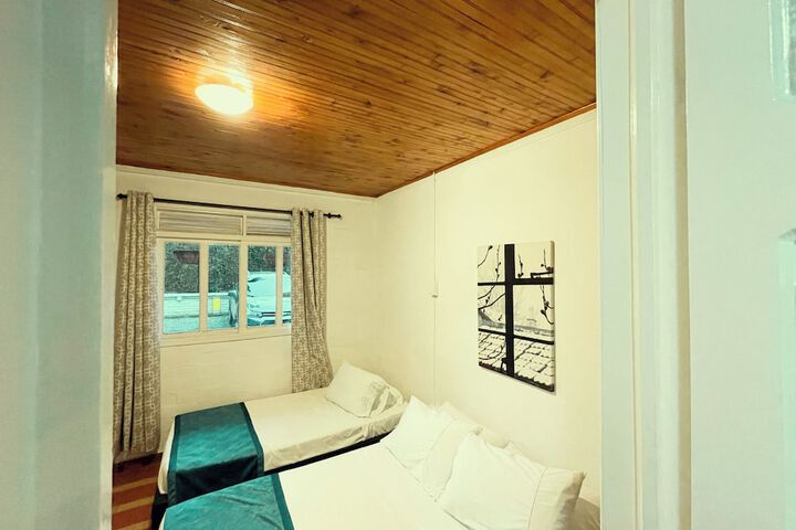Room 46 of 123