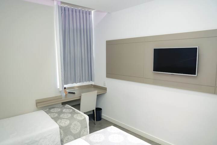 Room 30 of 100