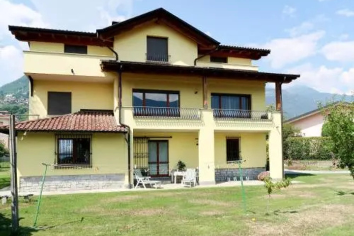 Ferienwohnung Domaso 206s