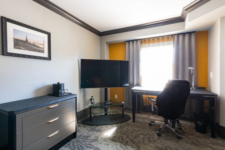 Room 5 of 54