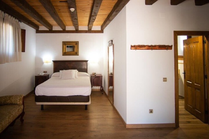 Room 49 of 119