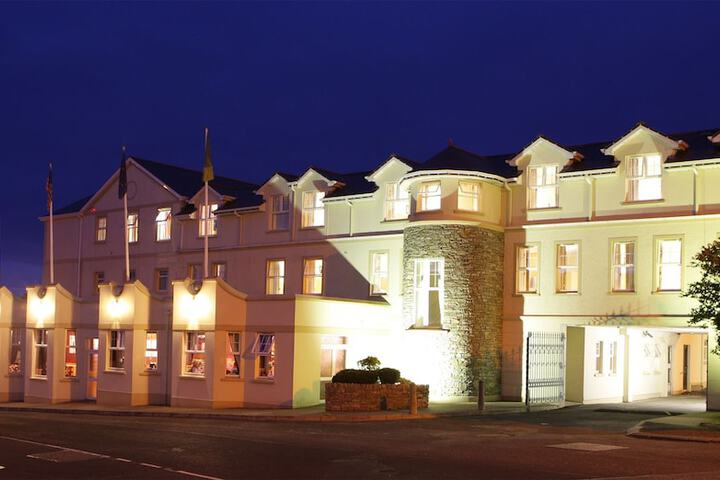 Ballyliffin Hotel
