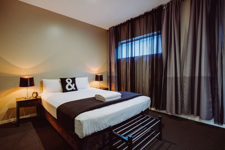 Room 5 of 42
