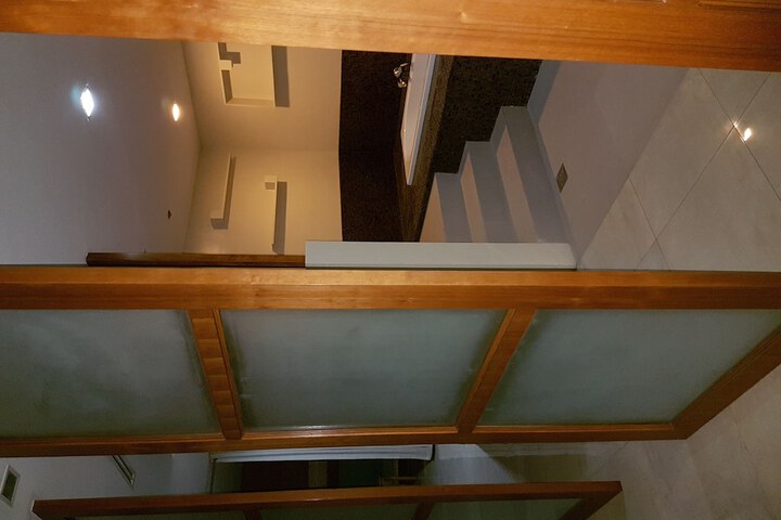 Room 46 of 76