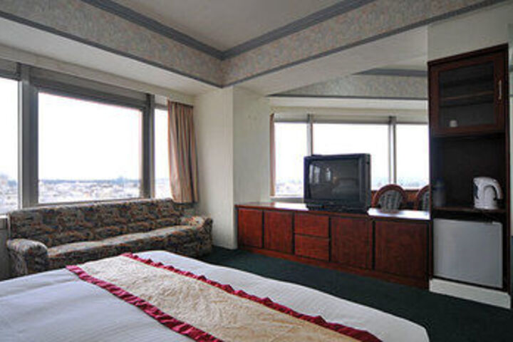 Room 18 of 20