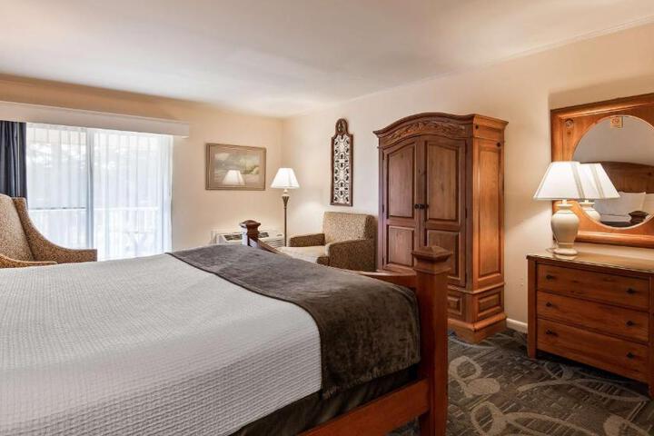 1 King Bed (13 of 23)