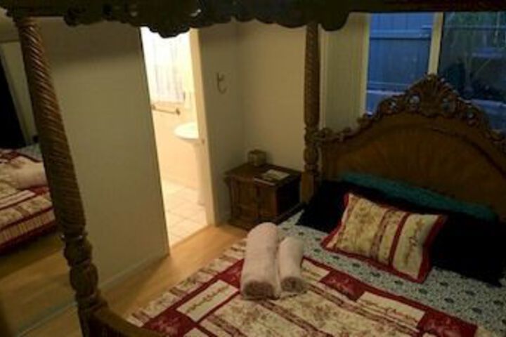 Adam and Eve Bed and Breakfast in Honolulu City, HI