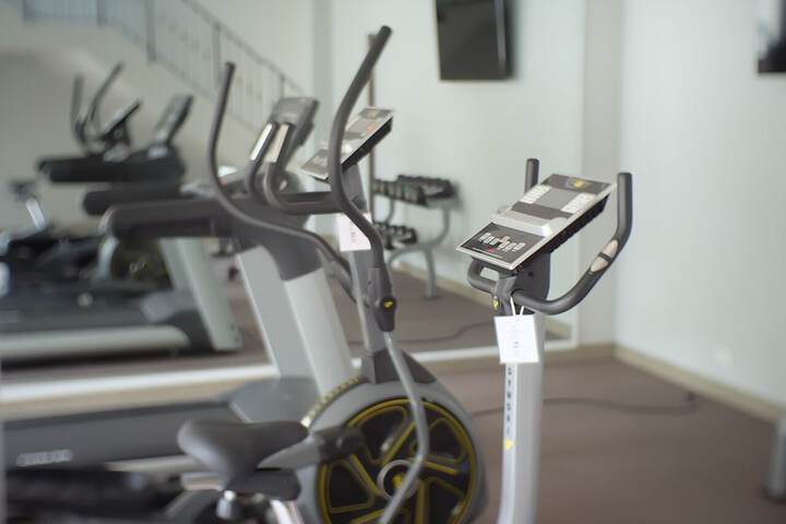 Health and Fitness 24 of 45