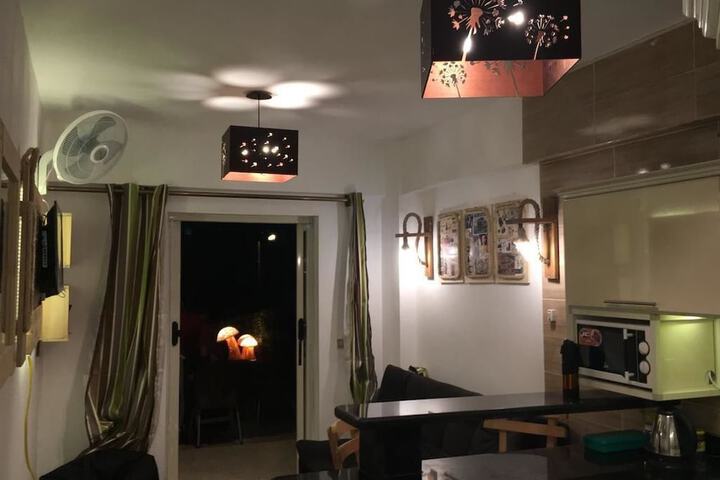 Room 5 of 17