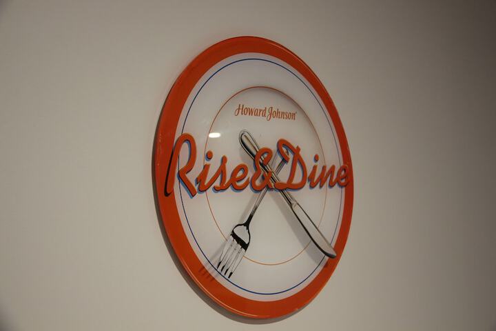 Breakfast/Coffee Service 35 of 39