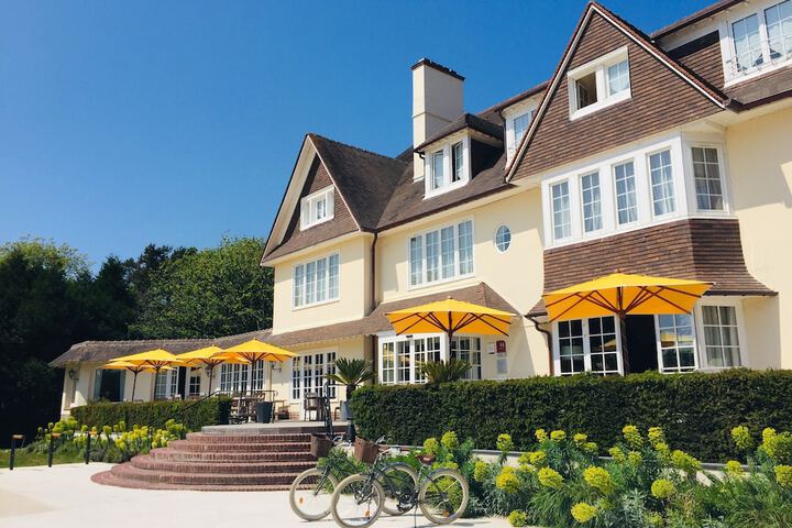 Photo of Le Manoir Hotel