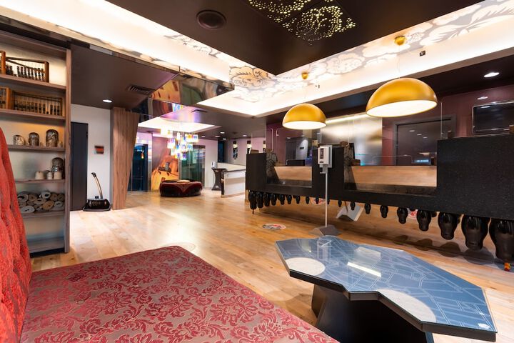 Lobby Entry
