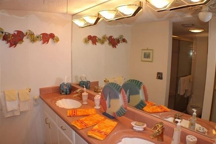 Room 20 of 25