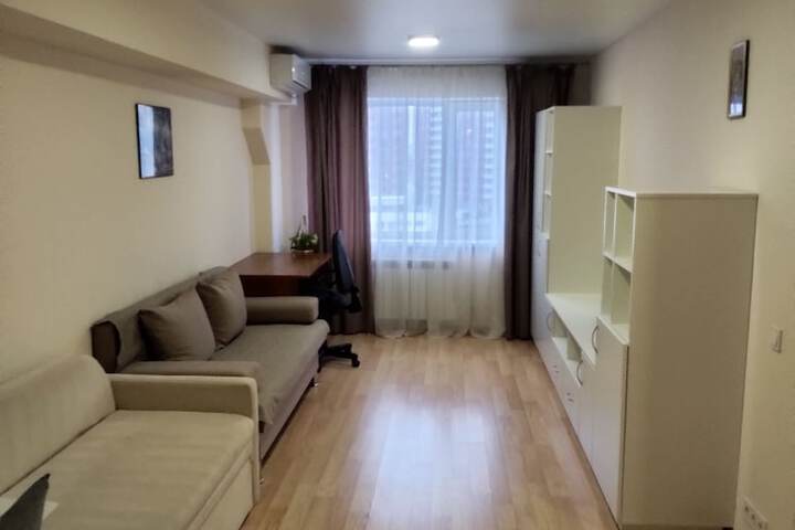 Room 99 of 128