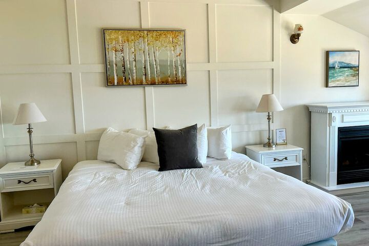 Room 50 of 183