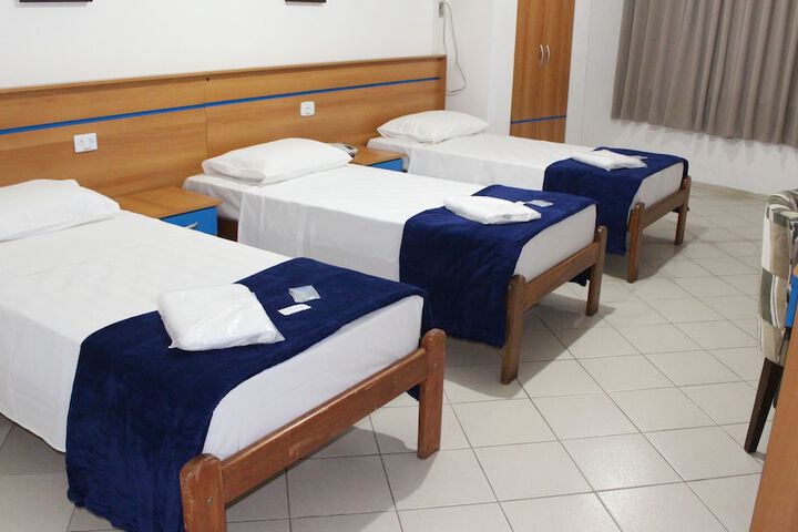 Room 14 of 75