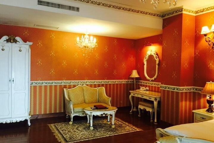 General 6 of 7