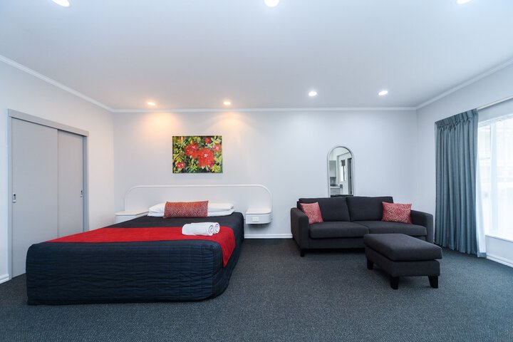 Room 27 of 115