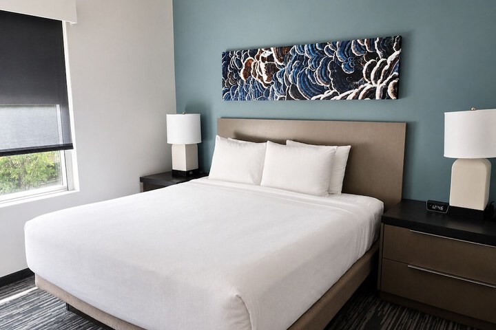 Room 21 of 57