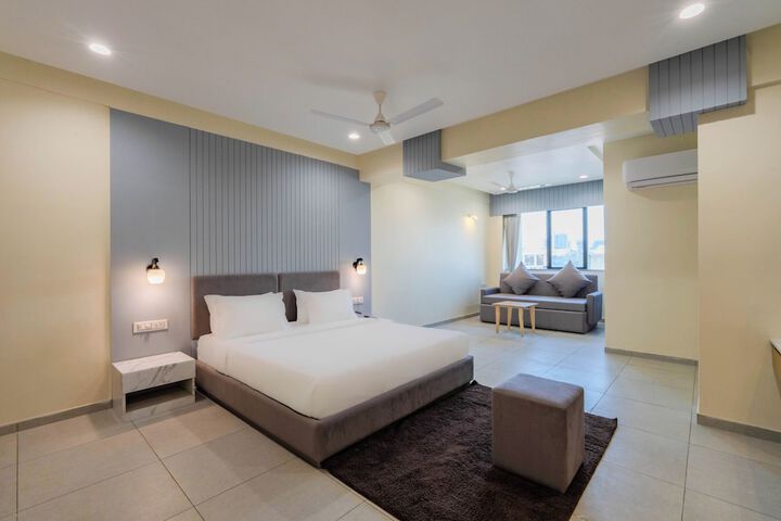Room 21 of 30
