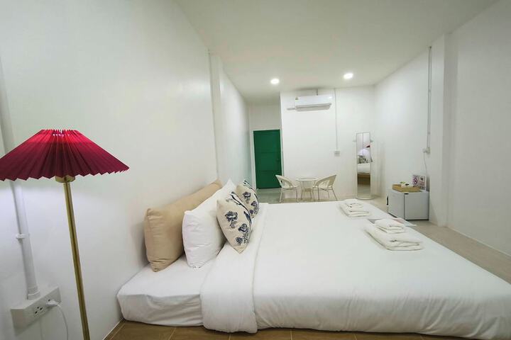 Room 5 of 29