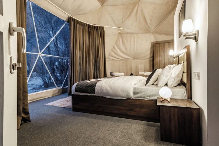 Room 7 of 16