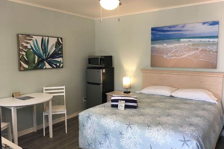 Room 5 of 25