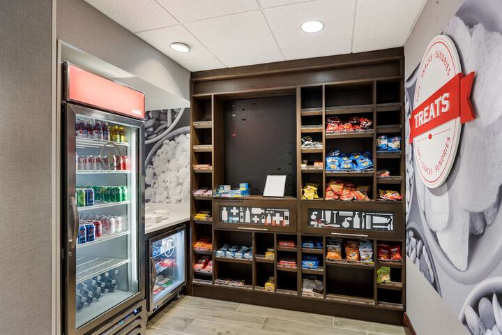 Snack bar