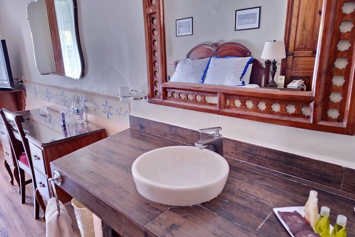 Bath Interior