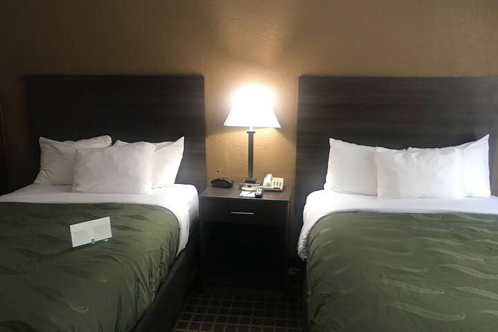Room 27 of 45