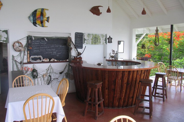 Breakfast/Coffee Service 111 of 170