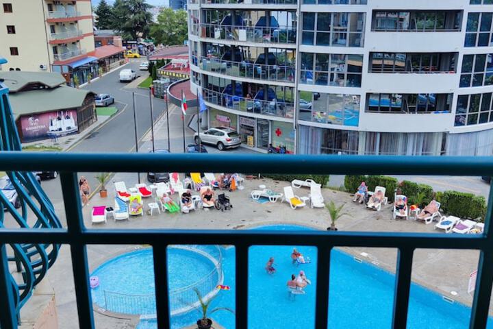 Terrace/Patio 9 of 13