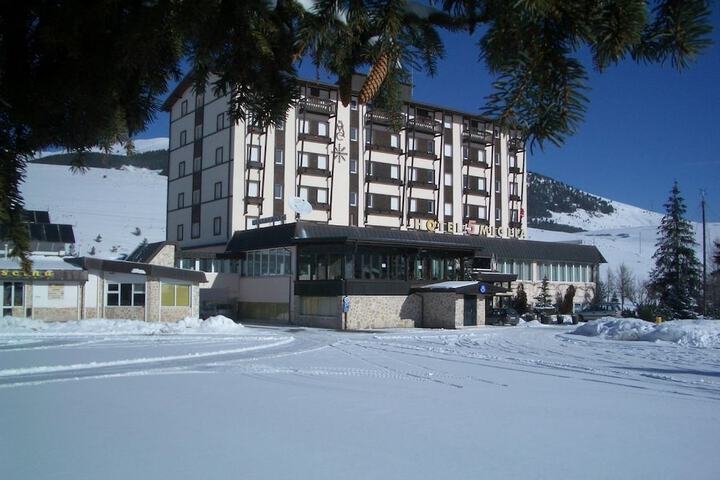 Hotel 70 of 80