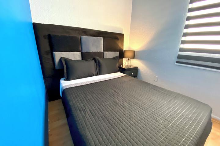 Room 16 of 26