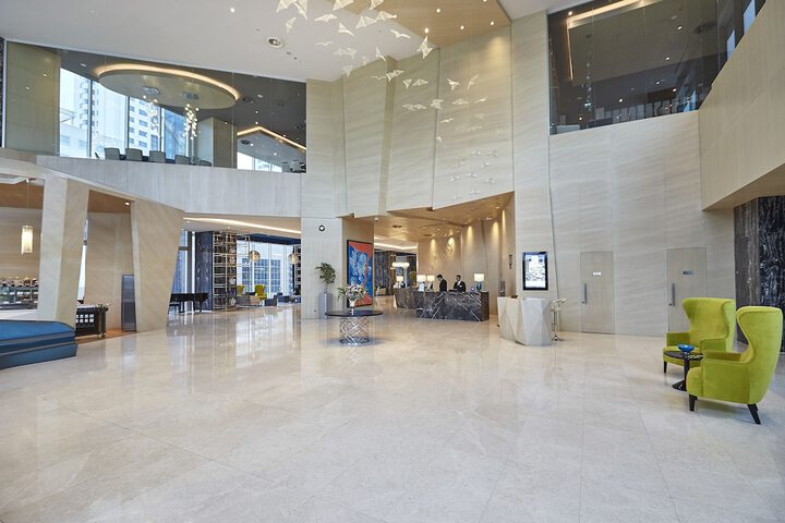 Guest Lobby