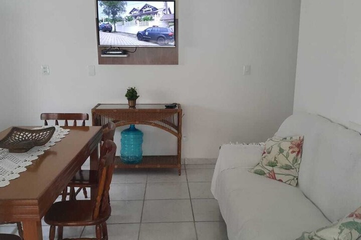 Room 9 of 18