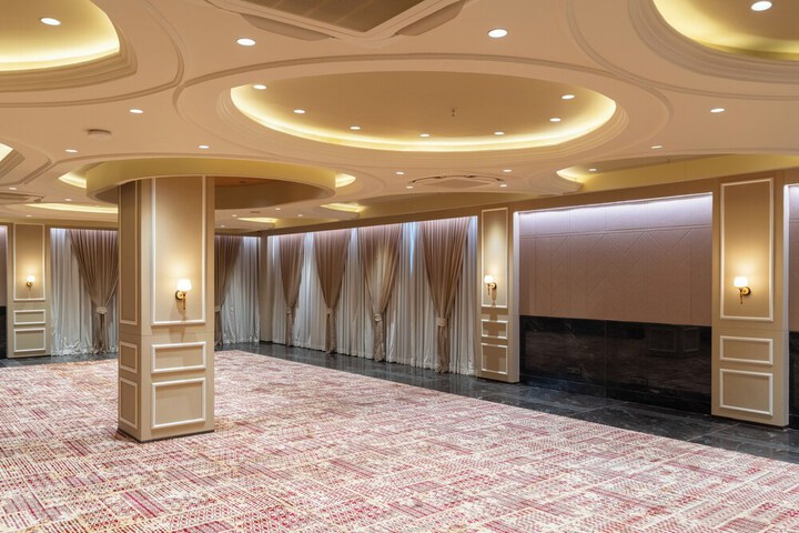 Ballroom/Hall 52 of 58