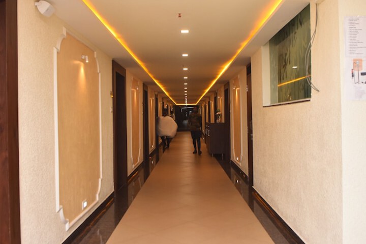 M R RESIDENCY DHARWAD