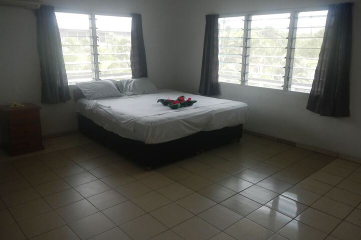 Room 40 of 128