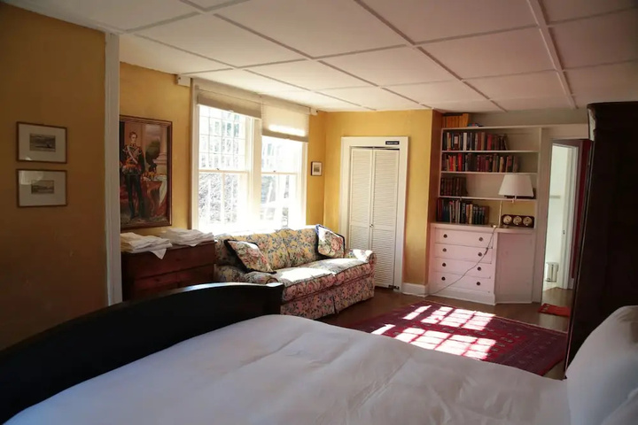 Room 3 of 15