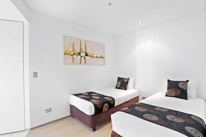 Room 15 of 69