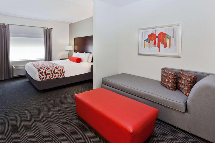 1 King Bed Accessible (1 of 4)