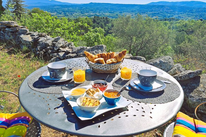 Breakfast/Coffee Service 24 of 70