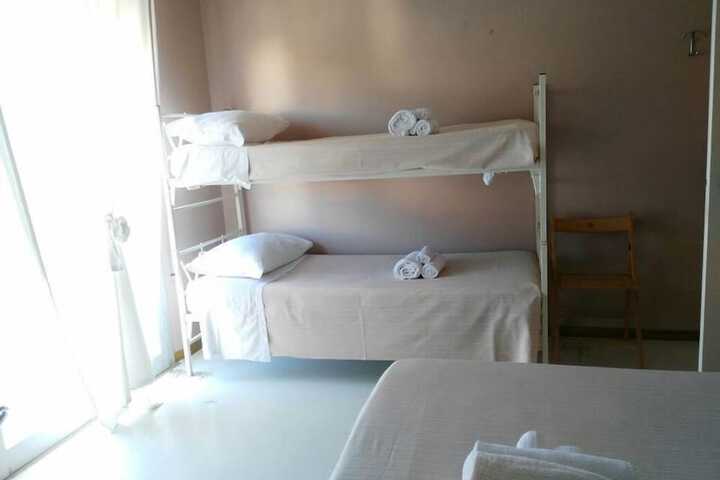 Room 18 of 39