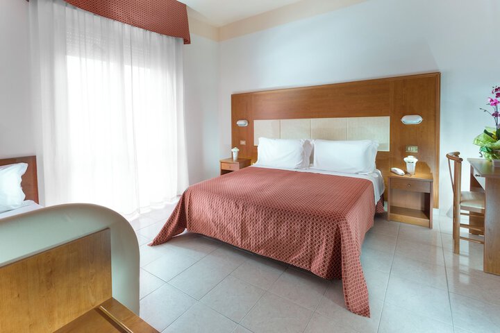 Room 16 of 41