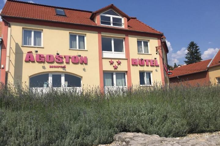 City Hotel Agoston