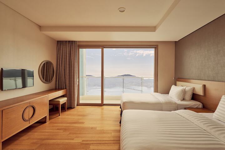 Room 16 of 101