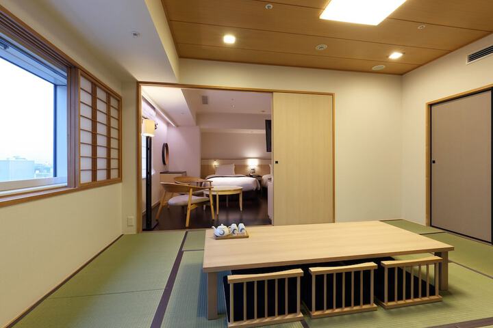 Room 12 of 120